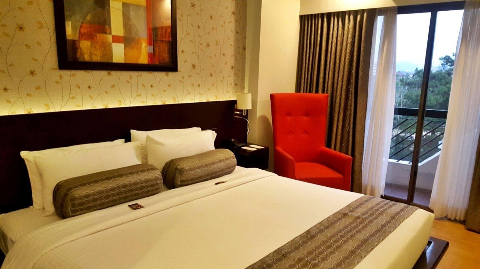 Venus Parkview Hotel Багио Экстерьер фото